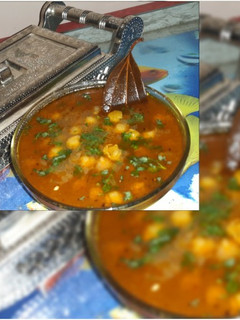 पंजाबी छोले (Punjabi chole recipe in hindi) रेसिपी मुख्य फोटो