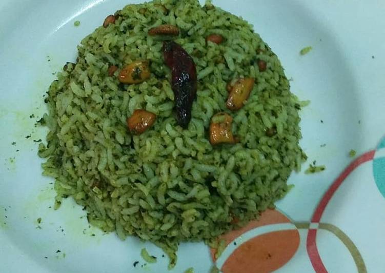 Steps to Make Perfect Coriander Rice - Party special