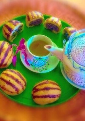 Hình của món Bánh trung thu ngàn lớp dưa hấu (Watermelon Shaped Pastry Moon Cake).