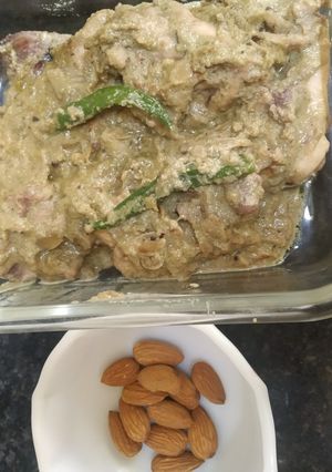 A picture of Almond milk Chicken.