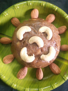 குலோப் ஜாமுன் மிக்ஸ் ஹல்வா(gulab jamun mix halwa recipe in tamil) செய்முறை முக்கிய புகைப்படம்