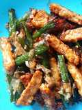 Oseng tempe + bunga bawang merah asam manis
