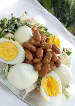 A picture of Salad.