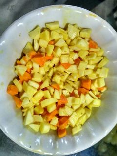 લીલી હળદરનું અથાણું (Lili Haldar Athanu Recipe In Gujarati) રેસીપી મુખ્ય ફોટો