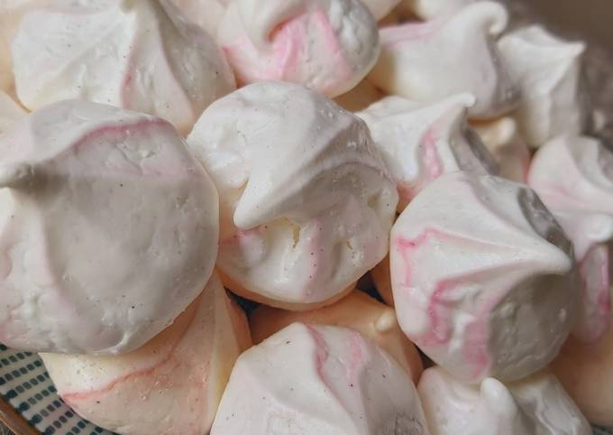 Meringues maison de Aux Douceurs D'Axelle - Cookpad