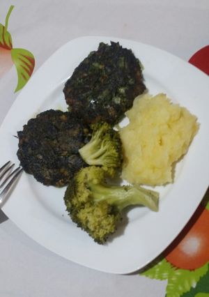 Una foto de Tortitas de espinacas con queso. 😉