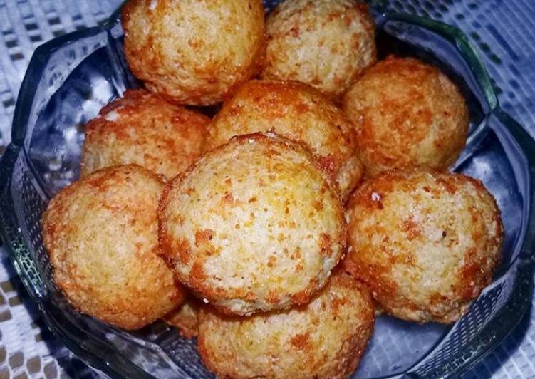 Tahu bulat balado pedas isi telor puyuh 😉