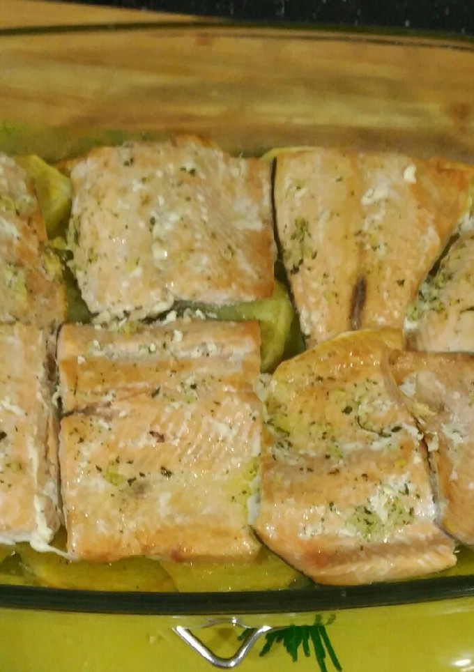 Una foto de Salmón al horno