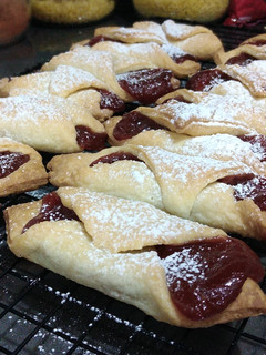 Una foto de Pañuelos de dulce de membrillo