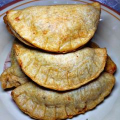 A picture of Fried meat pie.