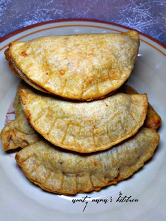 A picture of Fried meat pie.