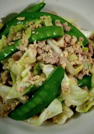รูปของ ผัดถั่วลันเตาหมูสับ+ไข่