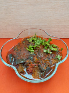 રીંગણા મેથી નું શાક (Ringan Methi Shak Recipe In Gujarati) રેસીપી મુખ્ય ફોટો