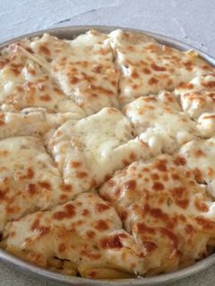 صورة لوصفة معكرونه بالصوص البشاميل وجبنه بدون لحمة 😋😋