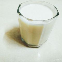 A picture of Banana milk shake.
