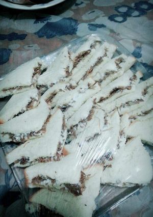 A picture of Beef sandwiches.