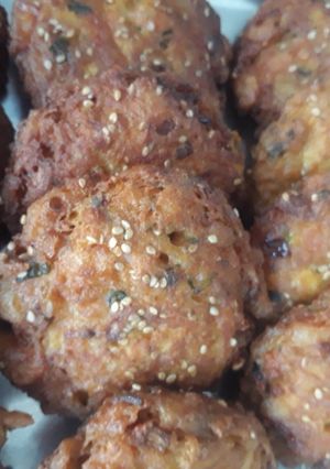 Una foto de Tortas de camarón con pollo