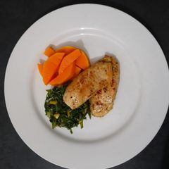 A picture of Chicken Fillet with lemon and rosemary herbs.