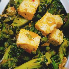 A picture of Hara bhara Paneer 🥦🧅🥗 #cook123.