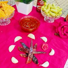 A picture of Schezwan Chutney.