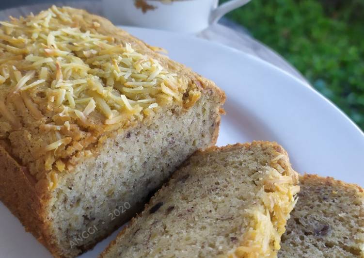 Caranya Memasak Banana Sponge Cake Ala Restoran