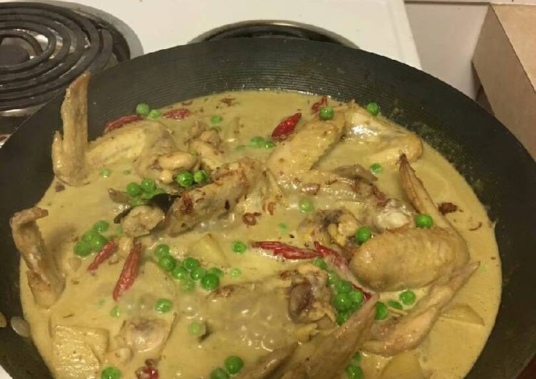 Kare ayam spesial
