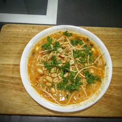 A picture of Know suey.