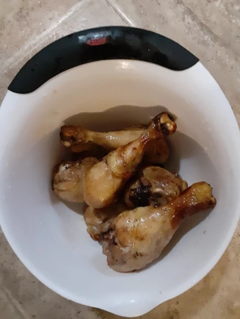 Simple Way Make Recipe Lemon garlic Airfried chicken legs that is Delicious, Can Spoil the Tongue}