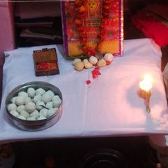 A picture of Rice flour ladoo.