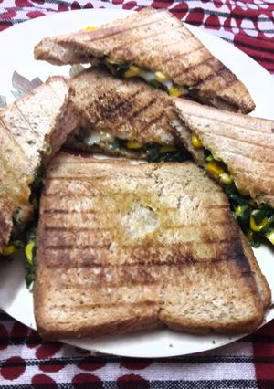 A picture of Corn Spinach Sandwitch.
