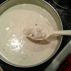 A picture of Gluten free clam chowder.