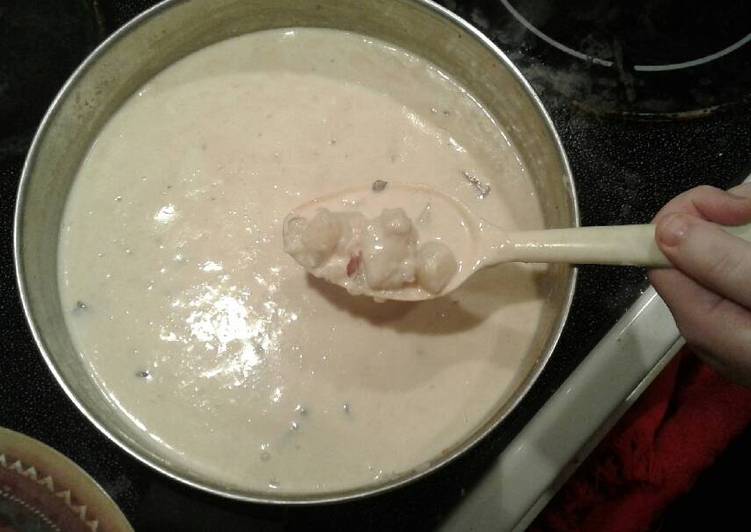 Steps to Prepare Ultimate Gluten free clam chowder