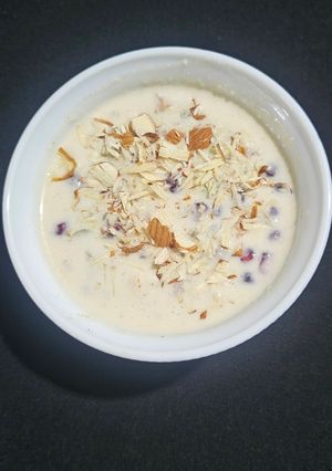 A picture of Fruit Custard without custard powder.