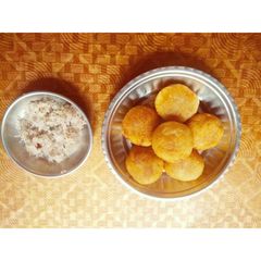 A picture of Manda Pitha.