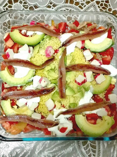 Una foto de Ensalada de aguacate y cuscús