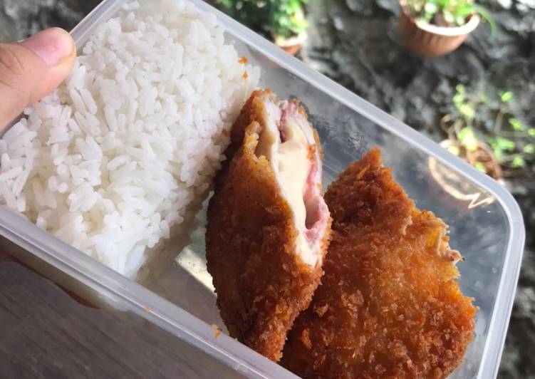 Resep Chicken Cordon Blue with Brown Sauce yang Sempurna