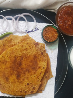 ચટપટા પરાઠા (Chatpata Paratha Recipe in Gujarati) રેસીપી મુખ્ય ફોટો
