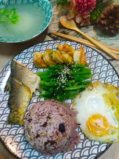 午仔魚&乾燒蝦仁雜糧飯 的食譜成品照片