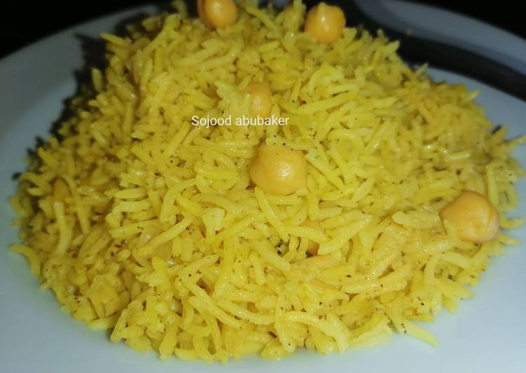 أرز بسمتي معصفر ومبهر بالحمص