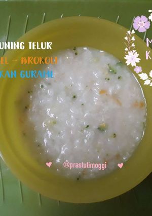 Foto resep MPASI 7month 💕 (Nasi,kuning telur,wortel,brokoli,ikan gurame)
