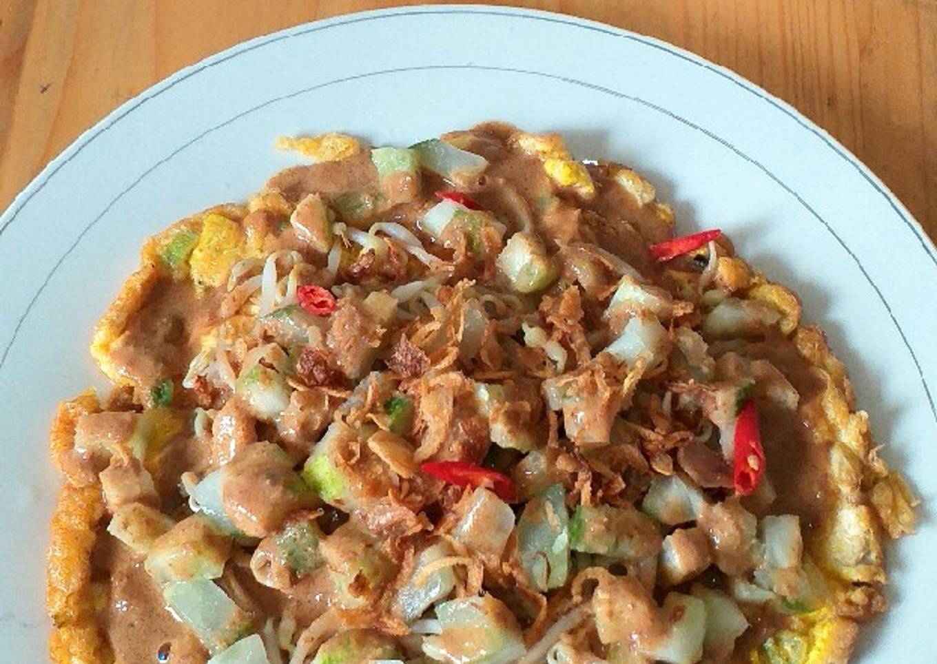 366. Tahu Telur Bumbu Kacang