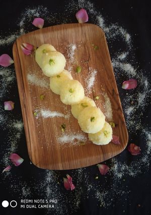 A picture of Sweet Paneer Rolls.