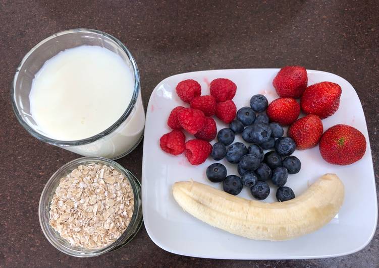 Step-by-Step Guide to Make Super Quick Homemade Easy breakfast smoothie