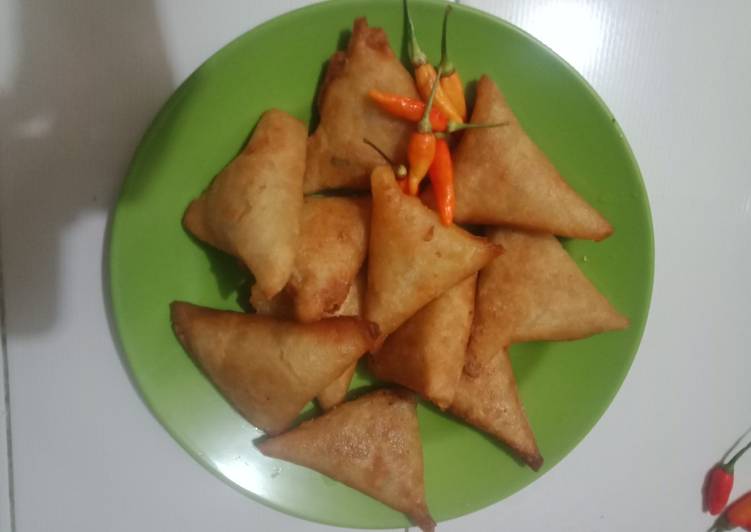 Cara Membuat Samosa Ayam Yang Mudah Dan Sederhana