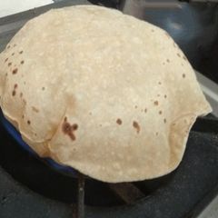 A picture of Fulka Roti.