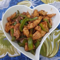 A picture of Chicken vegetable stir fry.