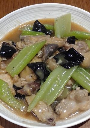 A picture of Sauteed Chicken.