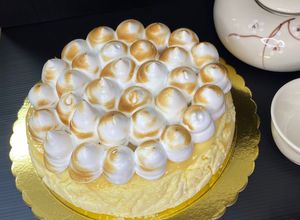 Foto principal de Cheesecake con Lemon Curd y Merengue Italiano