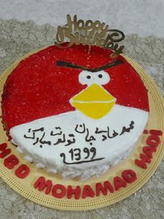 عکسی از دستور کیک تولد انگری برد (کودکانه)