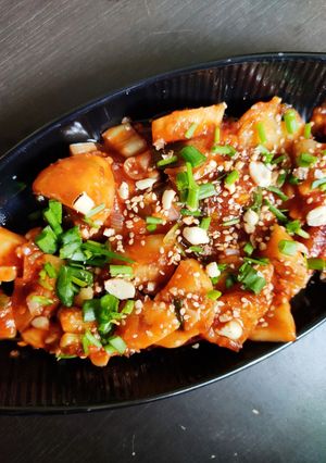A picture of Kung pao potato.